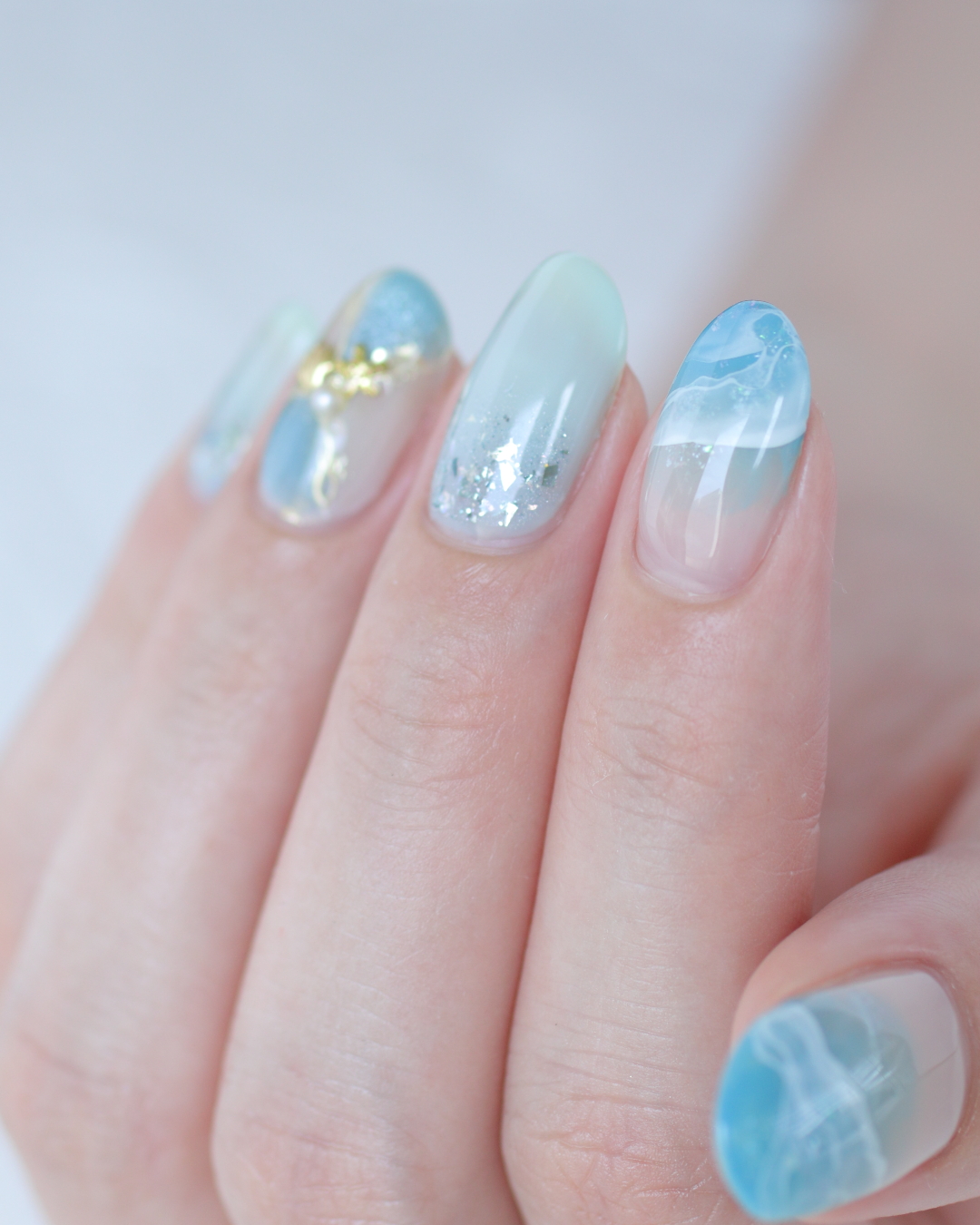 新百合ヶ丘パラジェル＆カルジェルネイルサロン「ネイルマーナ」夏ブルーネイル2025