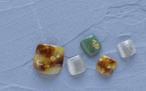 新百合ヶ丘パラジェル＆カルジェルネイルサロン「ネイルマーナ」べっ甲フットネイル2025