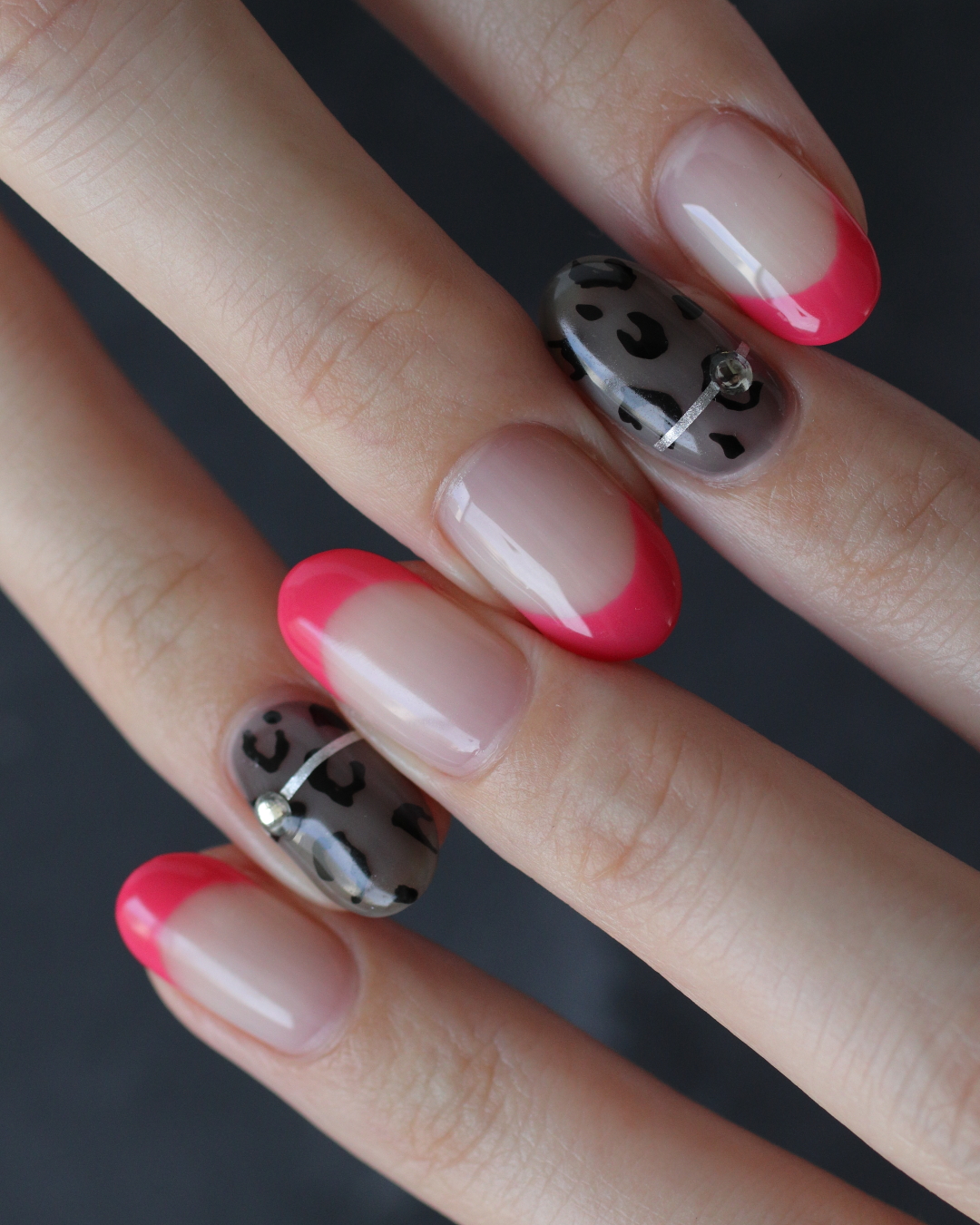 新百合ヶ丘パラジェル＆カルジェルネイルサロン「ネイルマーナ」アニマルネイル2025