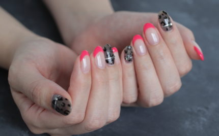 新百合ヶ丘パラジェル＆カルジェルネイルサロン「ネイルマーナ」アニマルネイル2025