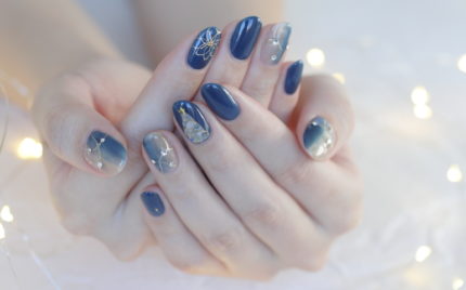 新百合ヶ丘パラジェル＆カルジェルネイルサロン「ネイルマーナ」クリスマスネイル2025