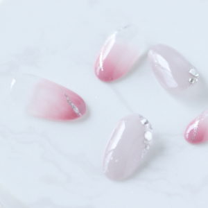 新百合ヶ丘パラジェル＆カルジェルネイルサロン「ネイルマーナ」ピンクネイル2026