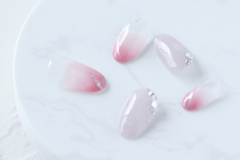 新百合ヶ丘パラジェル＆カルジェルネイルサロン「ネイルマーナ」ピンクネイル2026