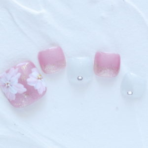 新百合ヶ丘パラジェル＆カルジェルネイルサロン「ネイルマーナ」春フットネイル2026