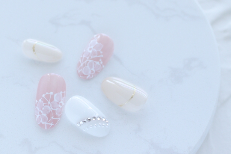 新百合ヶ丘パラジェル＆カルジェルネイルサロン「ネイルマーナ」ピンクベージュネイル2026